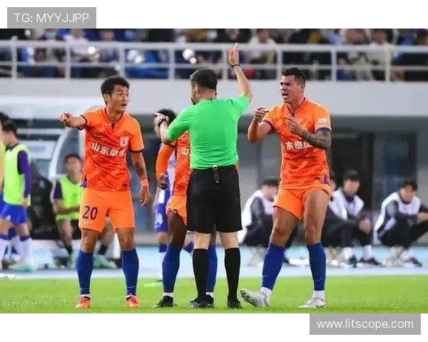 金州勇士迎战强敌激烈对决新赛季挑战再度启航 金州勇士迎战强敌激烈对决新赛季挑战再度启航