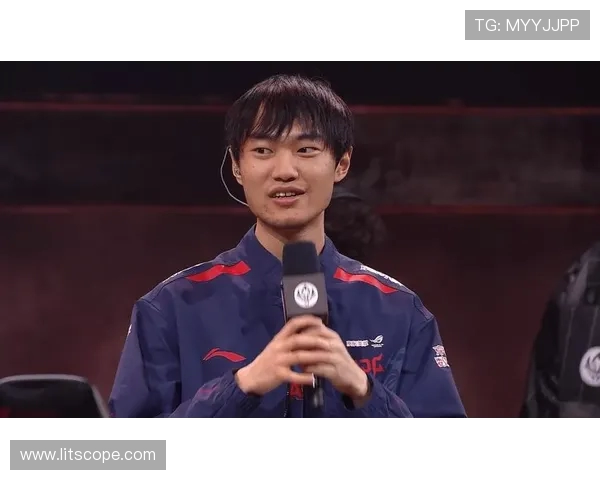 JDG逆袭之旅揭秘：从低谷到世界冠军杯的辉煌蜕变