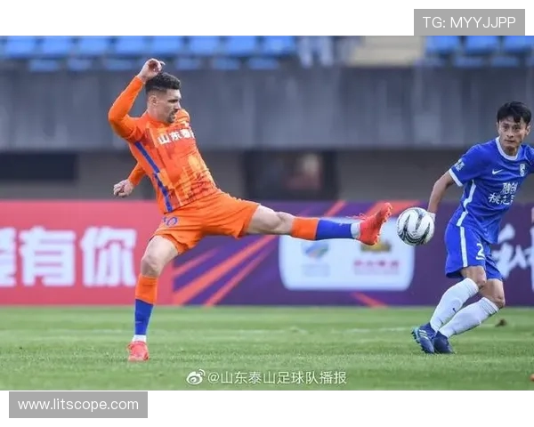 广州足球队与武汉足球队赛后分析意识碰撞与战术反思 广州足球队与武汉足球队赛后分析意识碰撞与战术反思