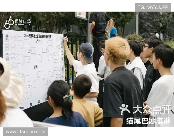 武汉滑板队在攀岩联赛中以66分稳居积分榜首位